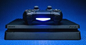 Sony parece ter encerrado distribuição do PS4 e do PS4 Pro no Japão
