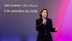 Falta de talentos é barreira para escalar IA, avalia executiva da AWS