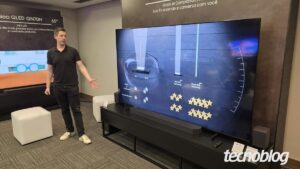 TCL processa Samsung por propaganda enganosa em TVs Mini LED