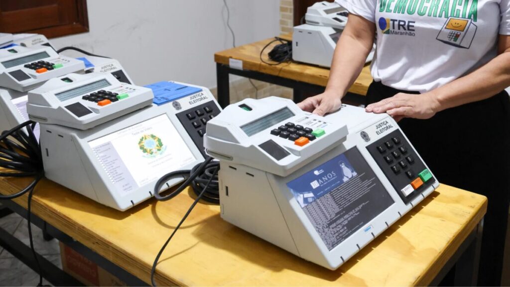 30 anos de urna eletrônica: como a tecnologia protege o seu voto